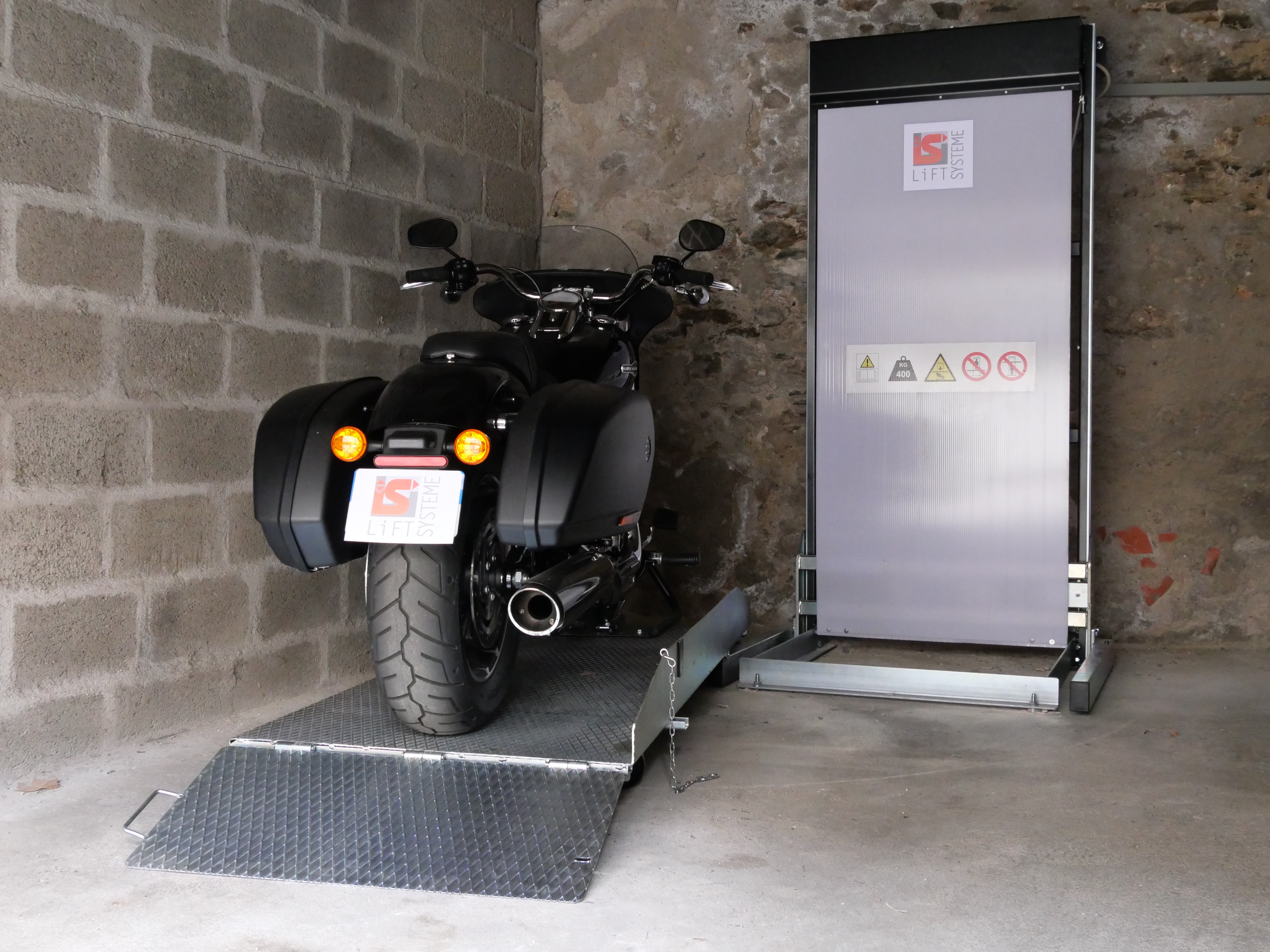 Ascenseur moto 1 FRANCE LIFT SYSTEME