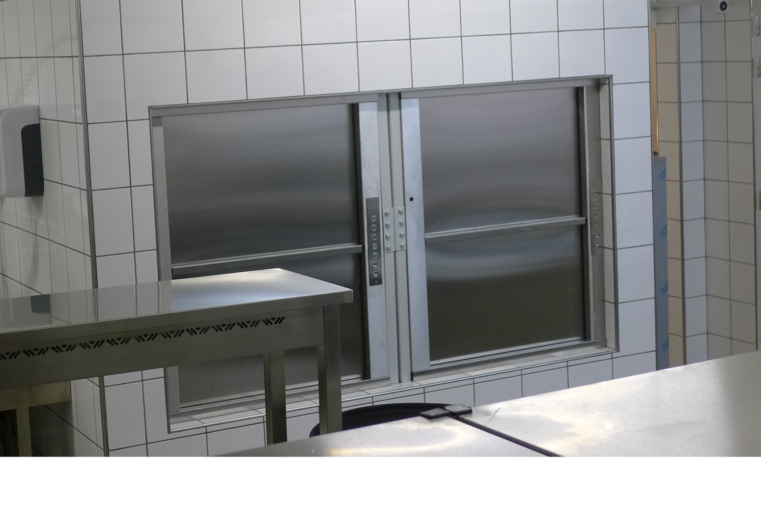 Monte-plat 8 FRANCE LIFT SYSTEME