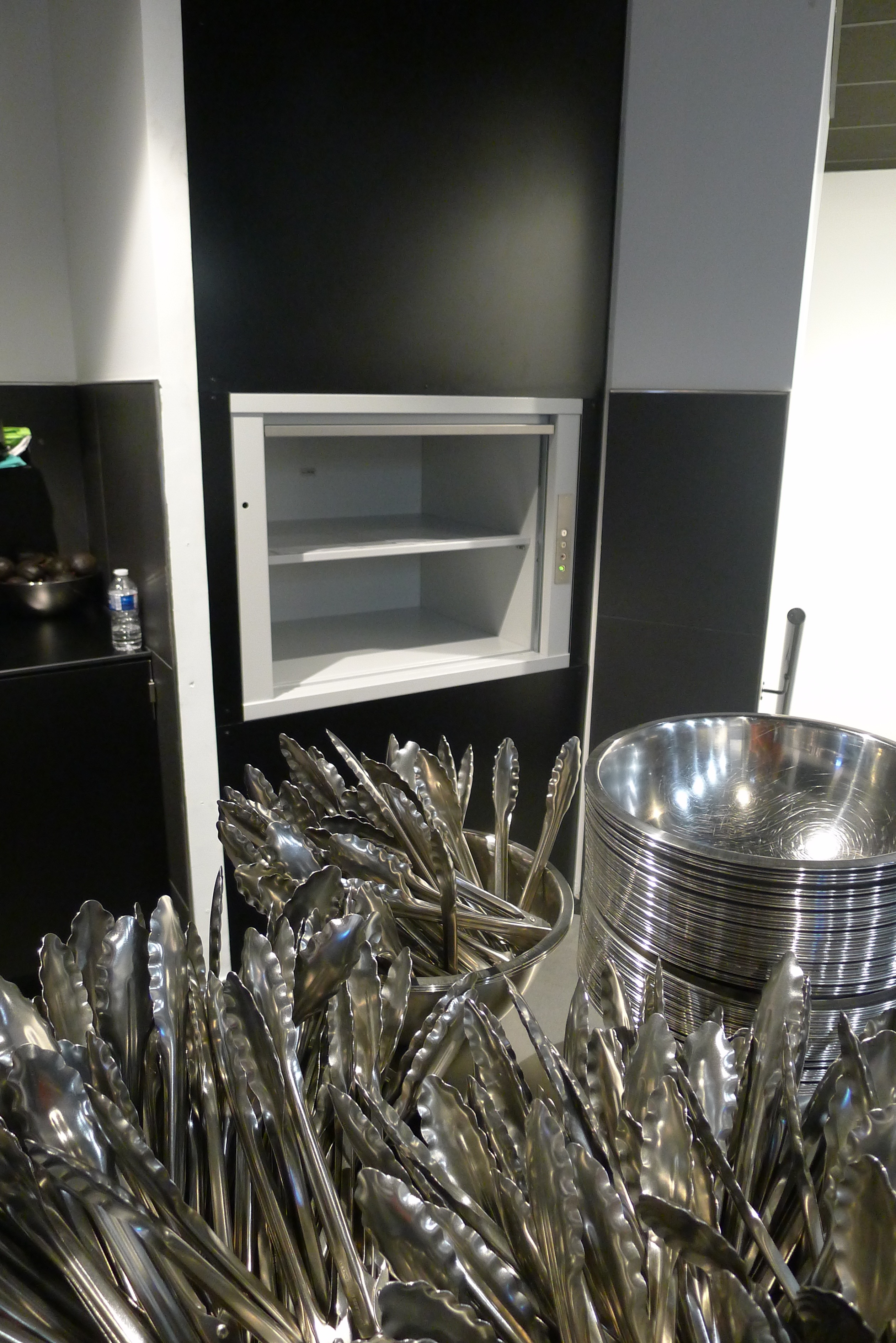 Monte plat restaurant LIFT SYSTEME