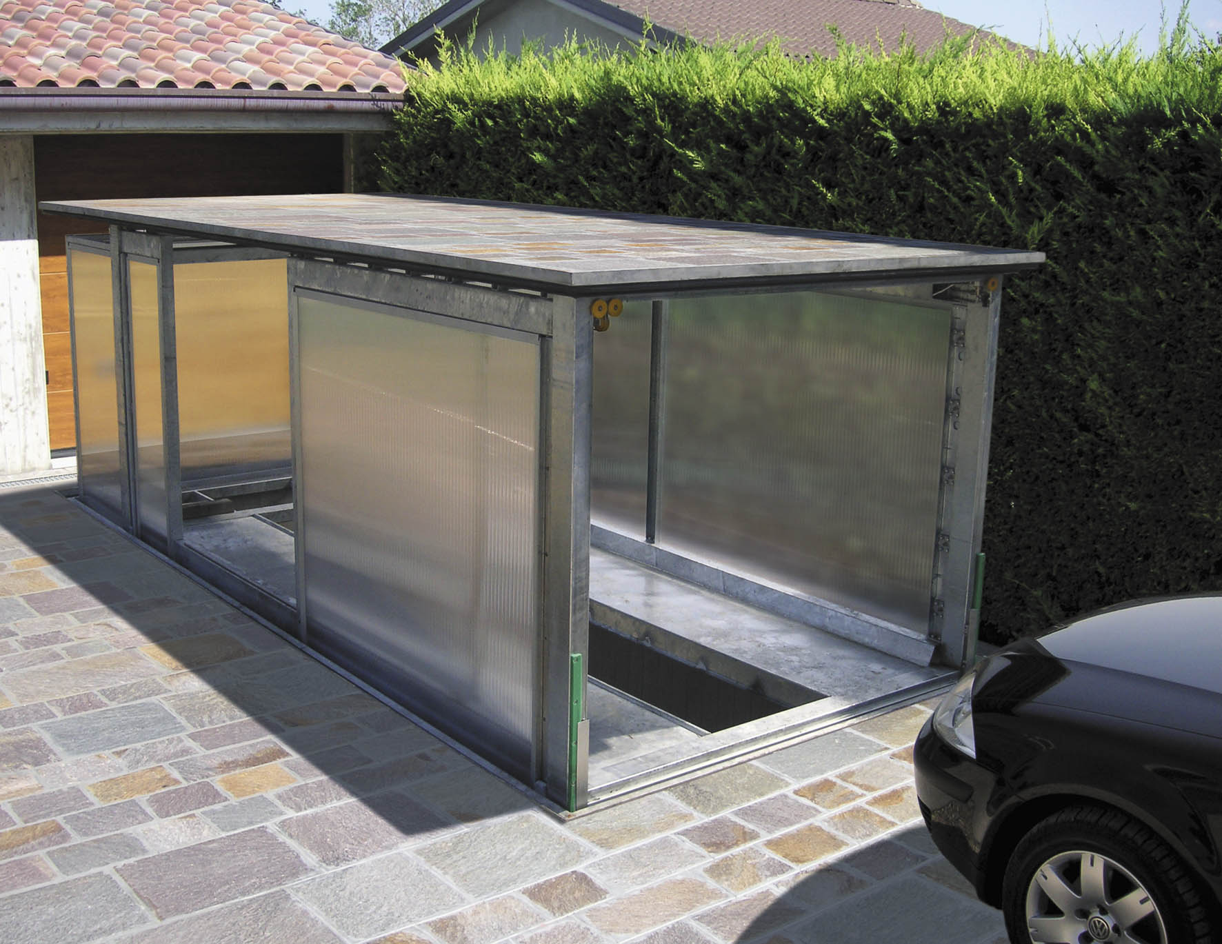 Parking enterre exterieur lift systeme